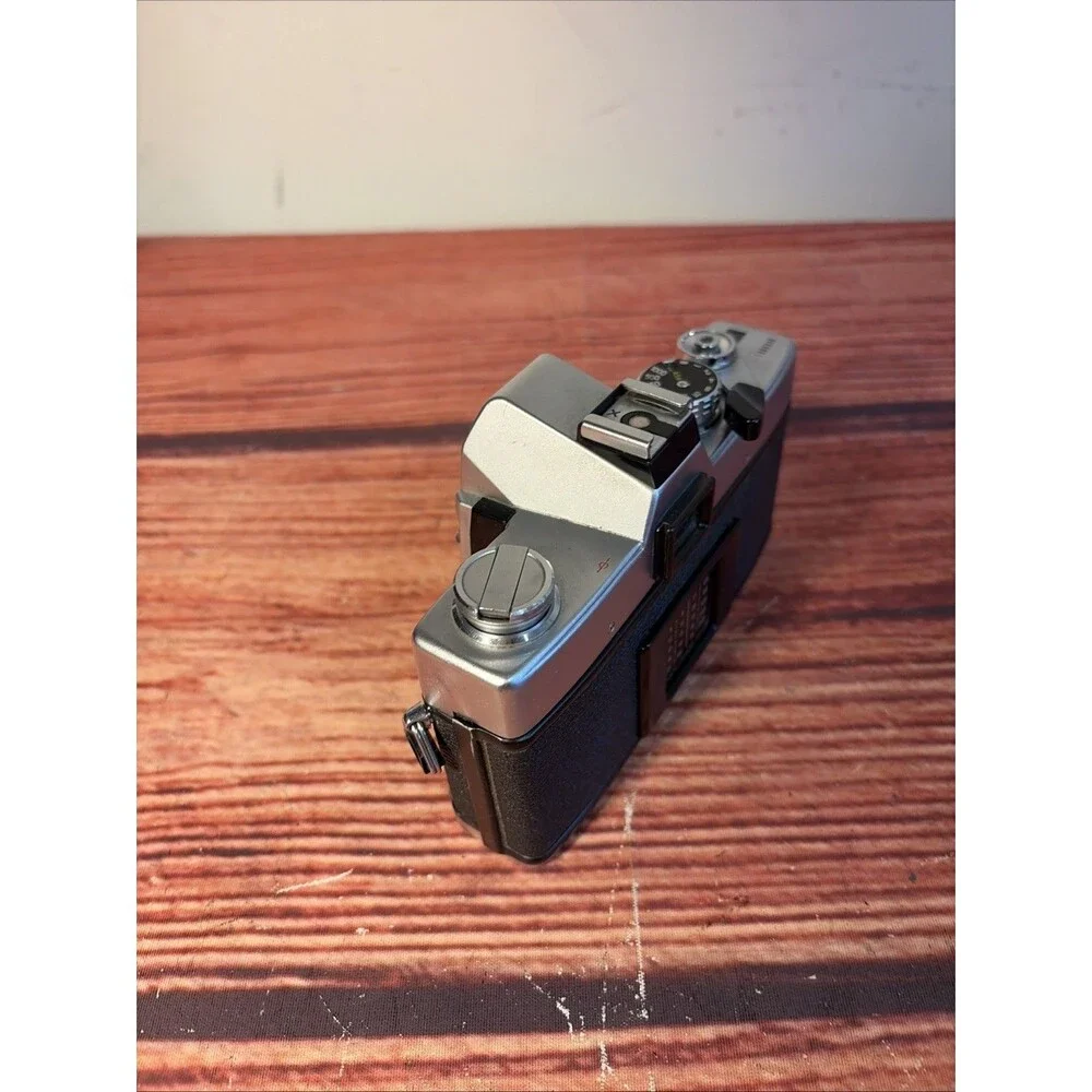 Minolta SRT 201 35mm SLR Film Camera Body Only For Parts